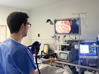 La endoscopia avanzada transforma el tratamiento del cáncer de colon en fases iniciales